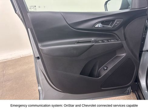 Used 2024 Chevrolet Equinox LT image 32