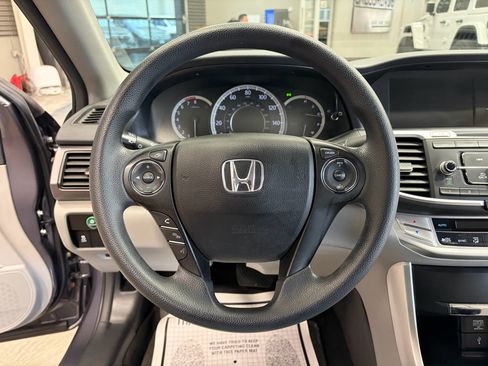Used 2013 Honda Accord LX image 10
