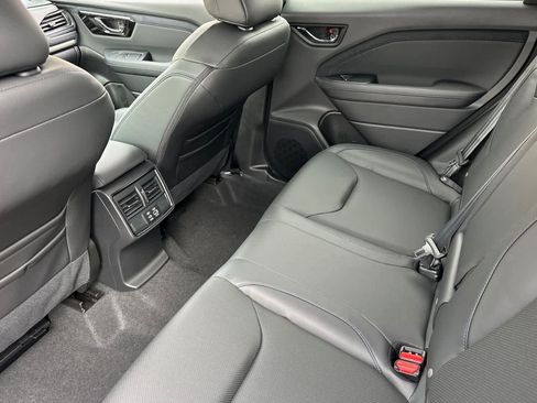 New 2025 Subaru Forester Limited image 12