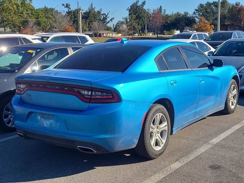Used 2023 Dodge Charger SXT image 3
