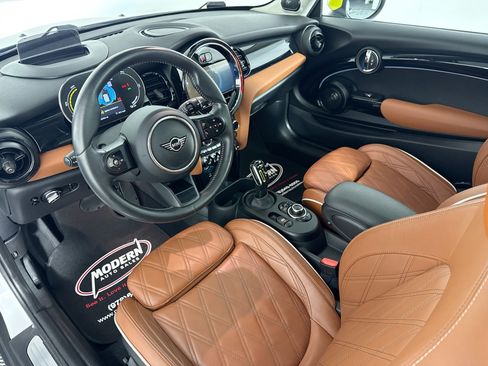 Used 2023 MINI Cooper SE FWD image 19