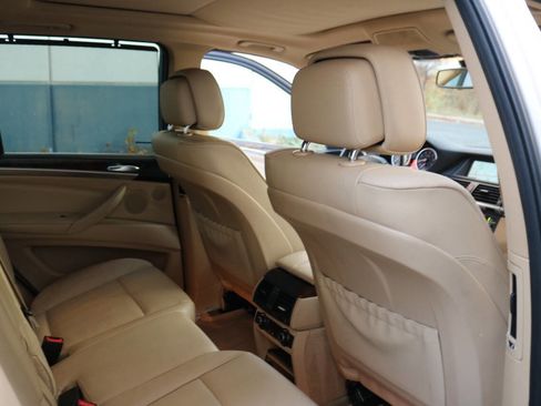 Used 2013 BMW X5 xDrive35i w/ Convenience Pkg image 23