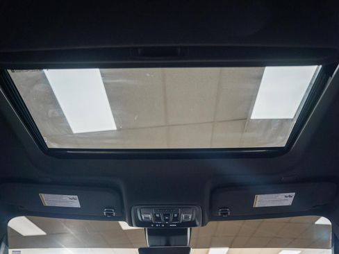 Used 2023 GMC Sierra 1500 AT4 w/ AT4 Premium Package image 41