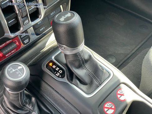 Used 2026 Jeep Wrangler Unlimited Rubicon AWD/4WD image 26