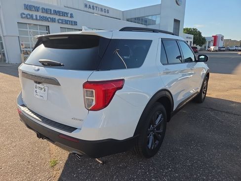 Certified 2023 Ford Explorer XLT w/ Equipment Group 202A AWD/4WD image 10