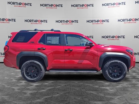 Used 2026 Toyota 4Runner TRD Off-Road Premium AWD/4WD image 7