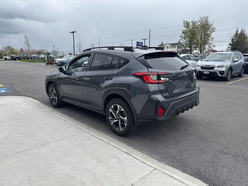 Used 2024 Subaru Crosstrek 2.0i Premium AWD/4WD image 5