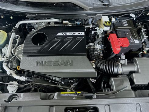 Used 2023 Nissan Rogue SV FWD image 31