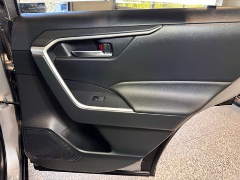 Used 2019 Toyota RAV4 XLE Premium AWD/4WD image 51