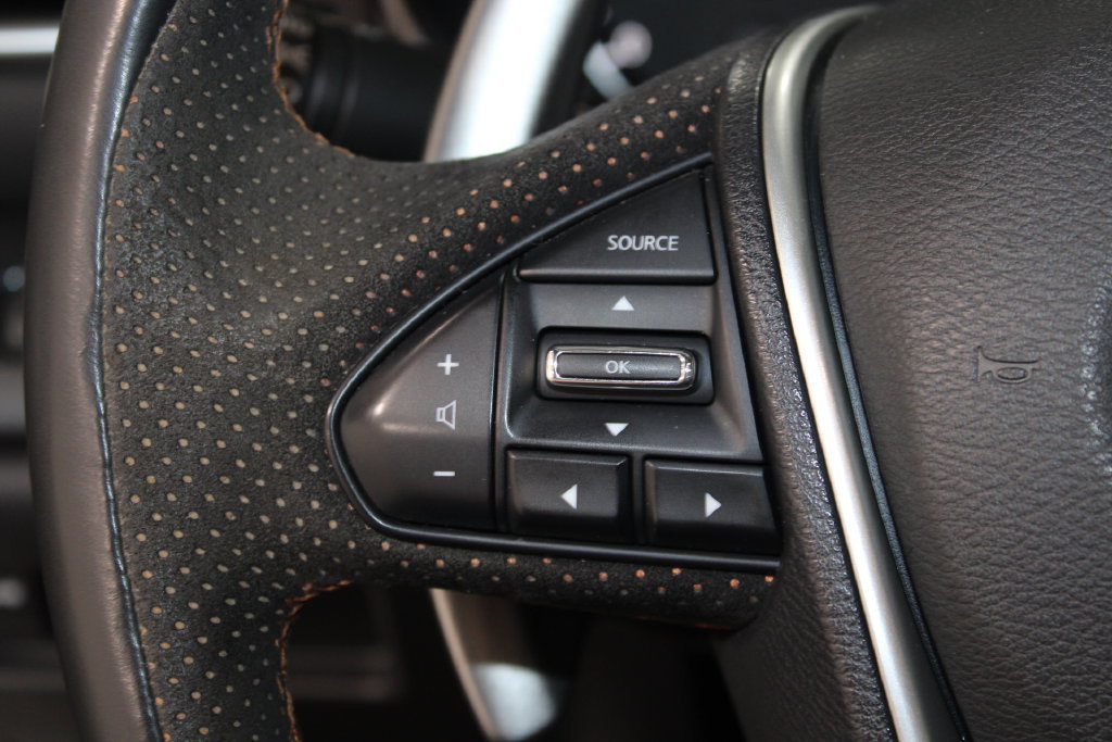 Used 2023 Nissan Maxima SR w/ Sport Mat Group FWD image 33