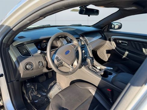 Used 2019 Ford Taurus SEL w/ Equipment Group 201A image 10
