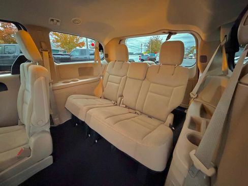 Used 2016 Dodge Grand Caravan SE w/ Quick Order Package 29E SE image 14