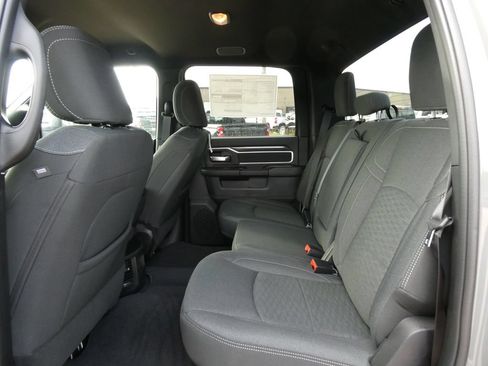 New 2026 RAM 2500 Big Horn AWD/4WD image 14
