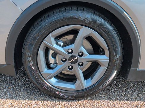 Used 2025 Kia K4 FWD image 9