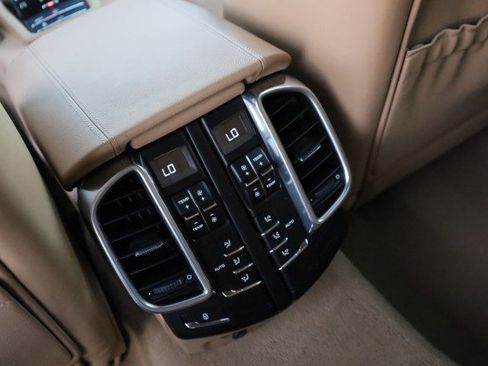 Used 2013 Porsche Cayenne GTS image 40