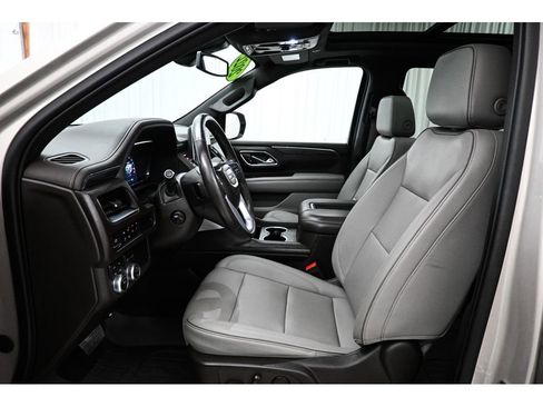 Used 2022 GMC Yukon SLT w/ SLT Luxury Package AWD/4WD image 12