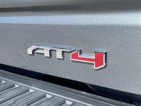 Used 2021 GMC Sierra 1500 AT4 w/ AT4 Value Package image 11