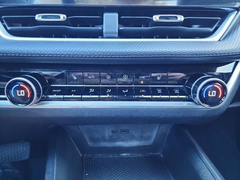 New 2026 Chevrolet Equinox LT w/ Convenience Package II image 26