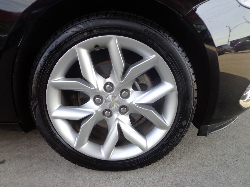 Used 2014 Chevrolet Impala LT FWD image 9