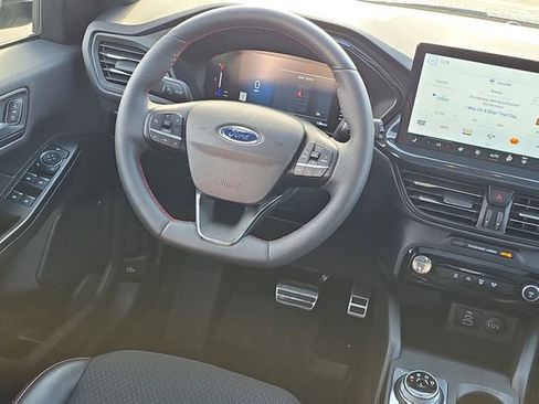 Certified 2024 Ford Escape ST-Line w/ Tech Pack #1 image 30