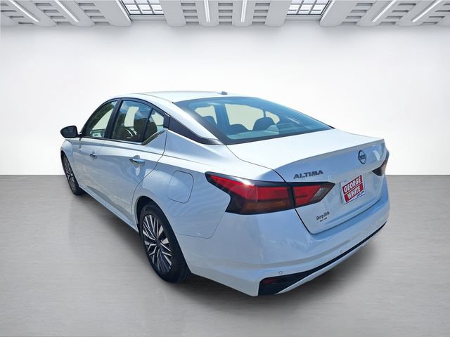 Used 2025 Nissan Altima 2.5 SV FWD image 32