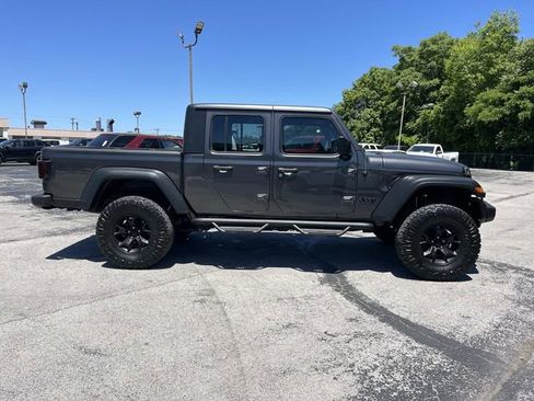 Used 2021 Jeep Gladiator Sport w/ Trailer Tow Package AWD/4WD image 2