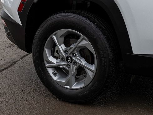 Used 2023 Hyundai Tucson SE image 10