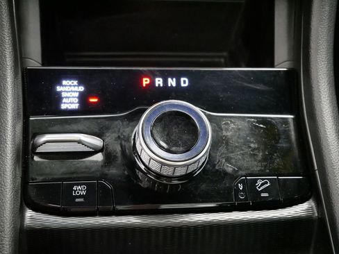 Used 2024 Jeep Grand Cherokee Limited 4xe image 36