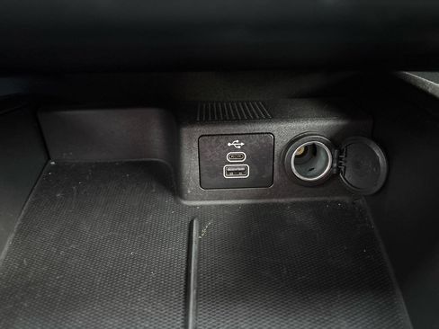 Used 2025 Ford Escape Active image 14