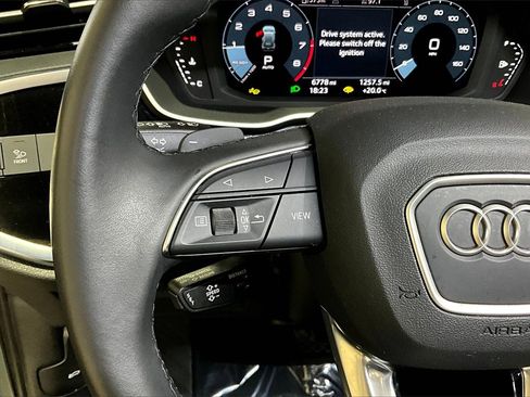 Certified 2024 Audi Q3 2.0T Premium w/ Convenience Package image 12