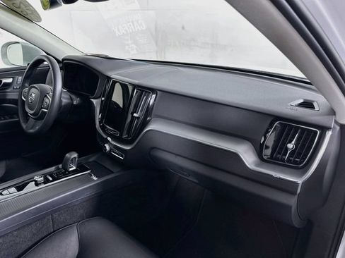 Used 2023 Volvo XC60 B5 Core AWD/4WD image 29