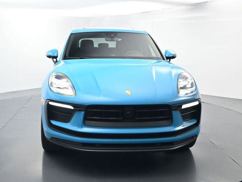 Used 2023 Porsche Macan image 16