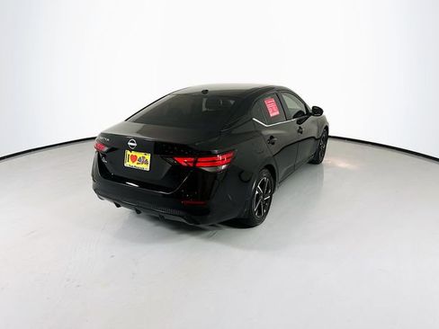 Certified 2025 Nissan Sentra SV FWD image 9