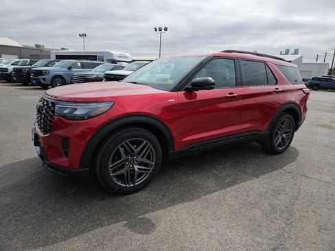 New 2026 Ford Explorer ST-Line image 5