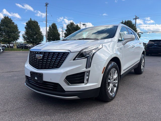 Used 2020 Cadillac XT5 Premium Luxury w/ LPO, Floor Liner Package FWD image 1