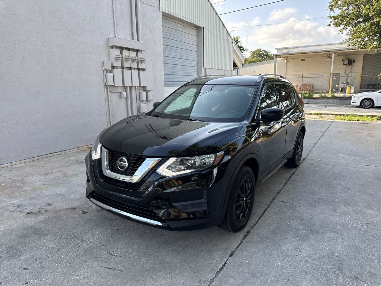 Used 2020 Nissan Rogue SV AWD/4WD image 54