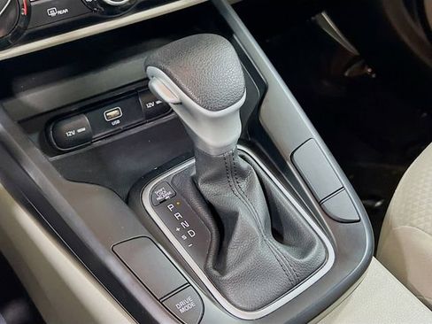 Certified 2023 Kia Soul LX w/ LX Technology Package image 16