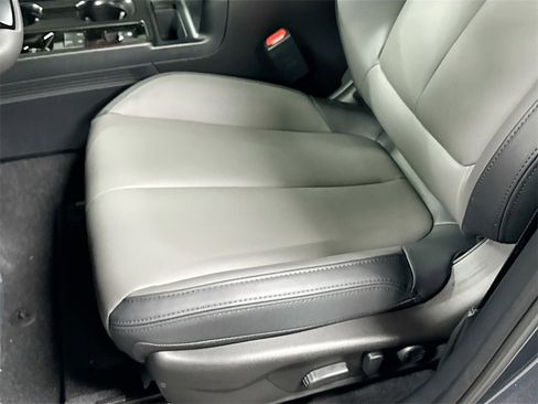 New 2026 Subaru Outback Premium image 18