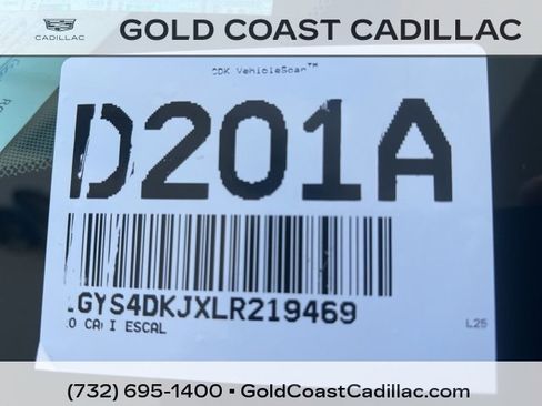 Used 2020 Cadillac Escalade Platinum image 31