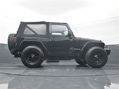 Used 2015 Jeep Wrangler Sport w/ Quick Order Package 23S image 12
