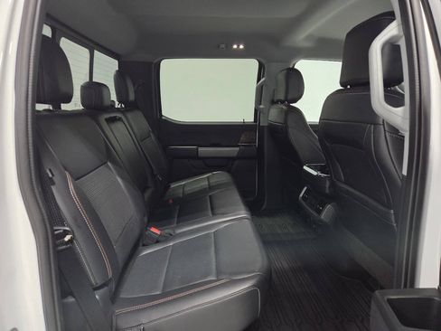 Used 2021 Ford F150 Lariat w/ FX4 Off-Road Package AWD/4WD image 16