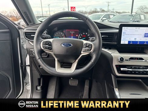 Used 2024 Ford Explorer XLT w/ Equipment Group 202A image 14