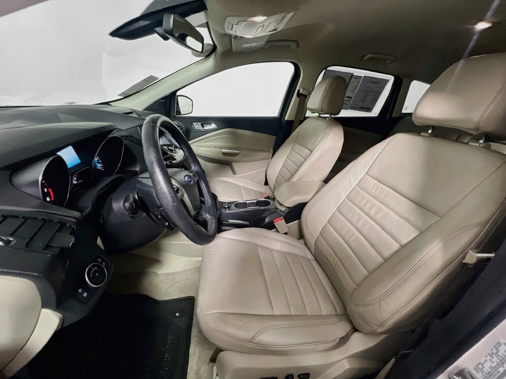 Used 2016 Ford Escape Titanium FWD image 12