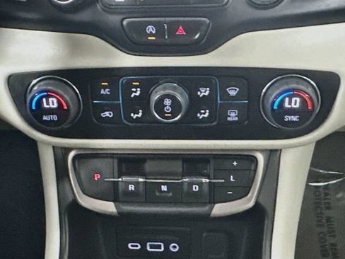 Used 2023 GMC Terrain Denali w/ LPO, Floor Liner Package AWD/4WD image 17