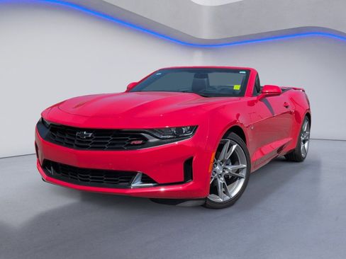Used 2019 Chevrolet Camaro LT RWD image 2