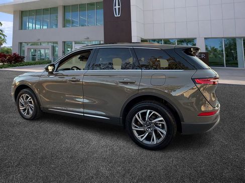 New 2026 Lincoln Corsair Premiere FWD image 5