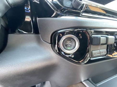 Certified 2025 Chevrolet Silverado 2500 High Country w/ High Country Premium Package AWD/4WD image 17