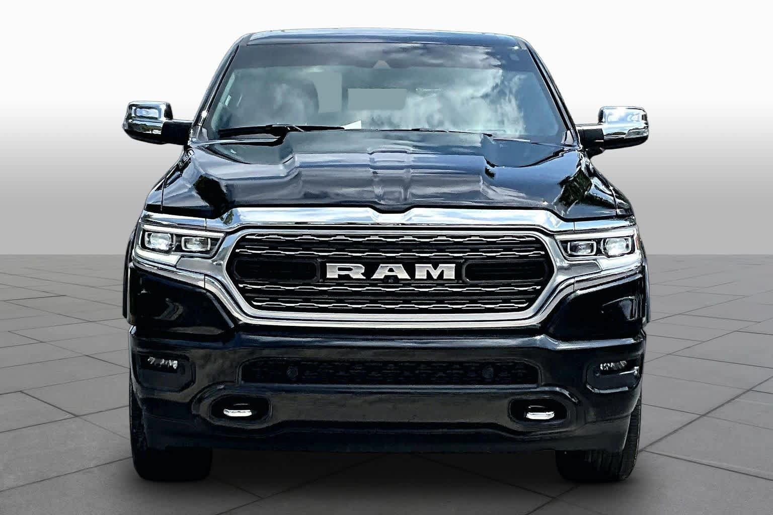 Used 2023 RAM 1500 Limited AWD/4WD image 4