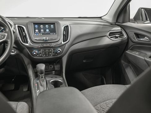 Used 2024 Chevrolet Equinox LT AWD/4WD image 26
