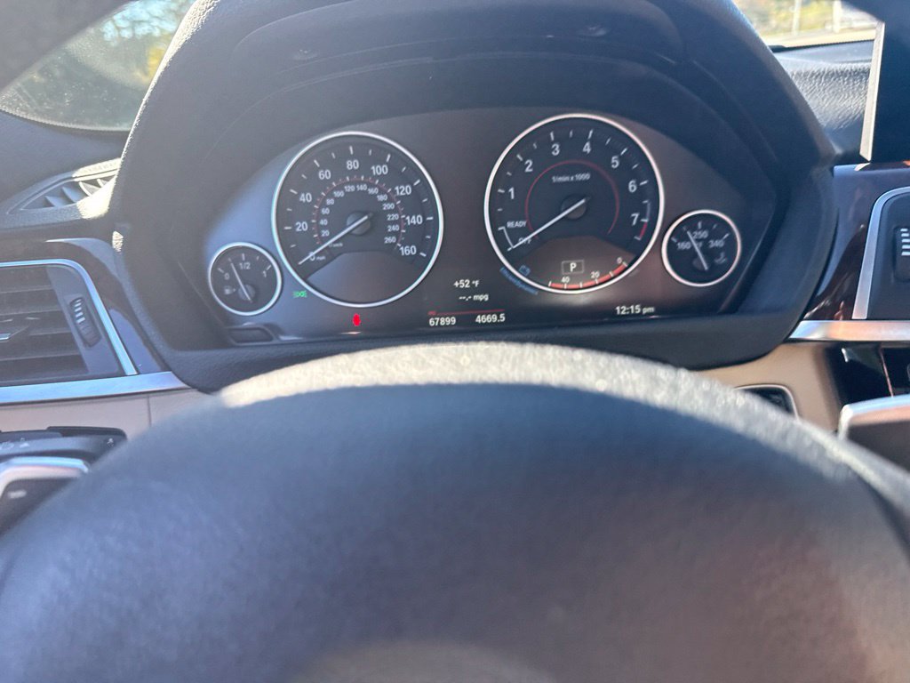 Used 2017 BMW 330i xDrive Sedan AWD/4WD image 5